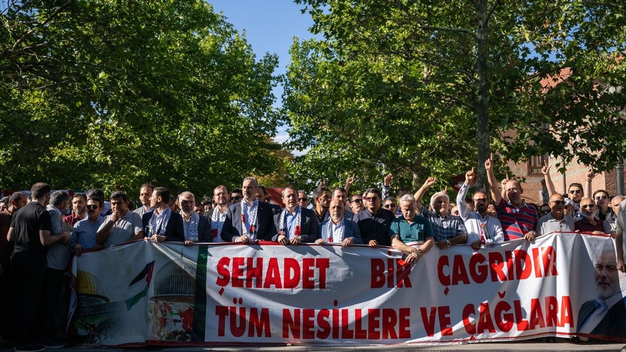 Ankara'da İsmail Heniyye İçin Dua Töreni Düzenlendi