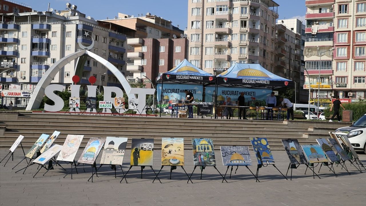 Baba ve Kızın Gazze İçin Farkındalık Sergisi Siirt'te Açıldı