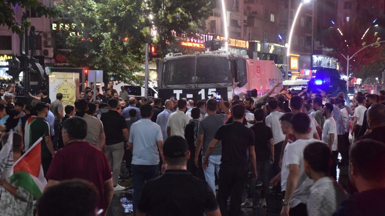 Batman'da Heniyye Suikastı İçin Protesto Yürüyüşü Düzenlendi