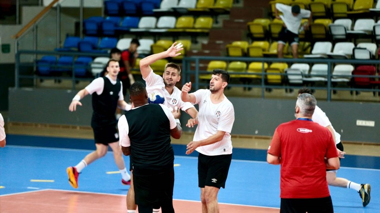 Beşiktaş Hentbol Takımı, Hedefini Dört Kupa Olarak Belirledi