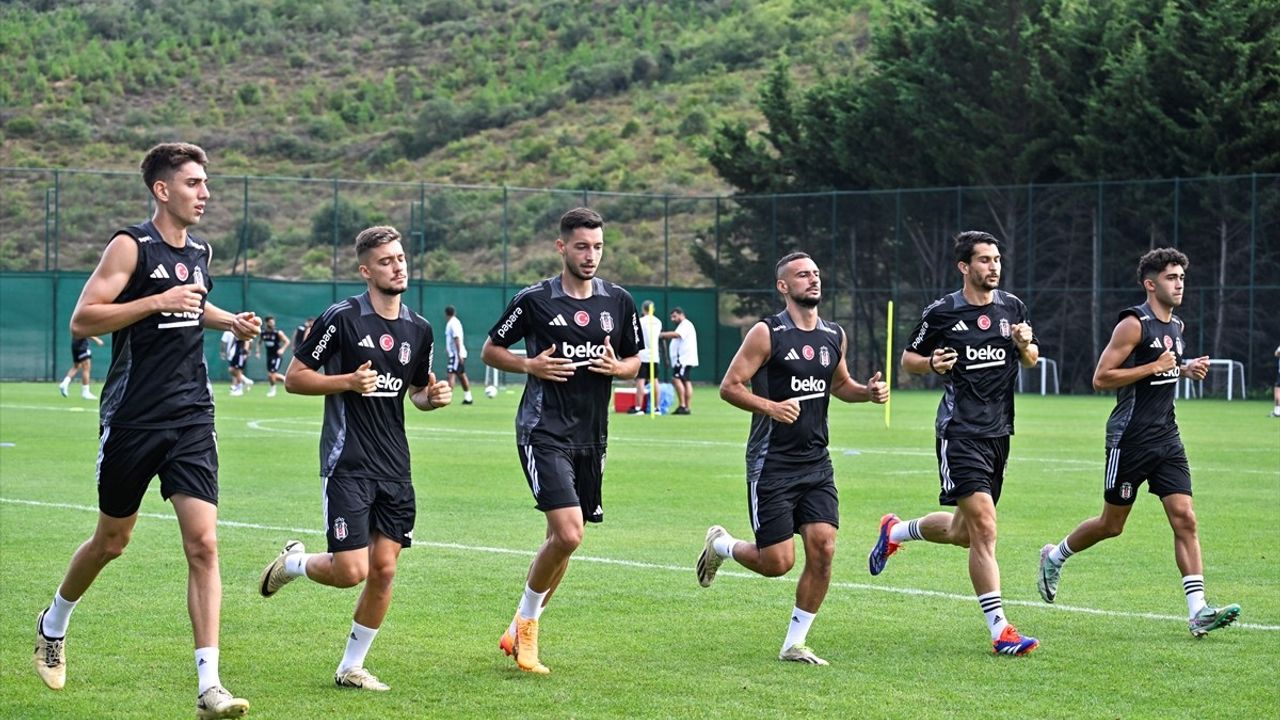 Beşiktaş, Sezon Hazırlıklarına Devam Ediyor