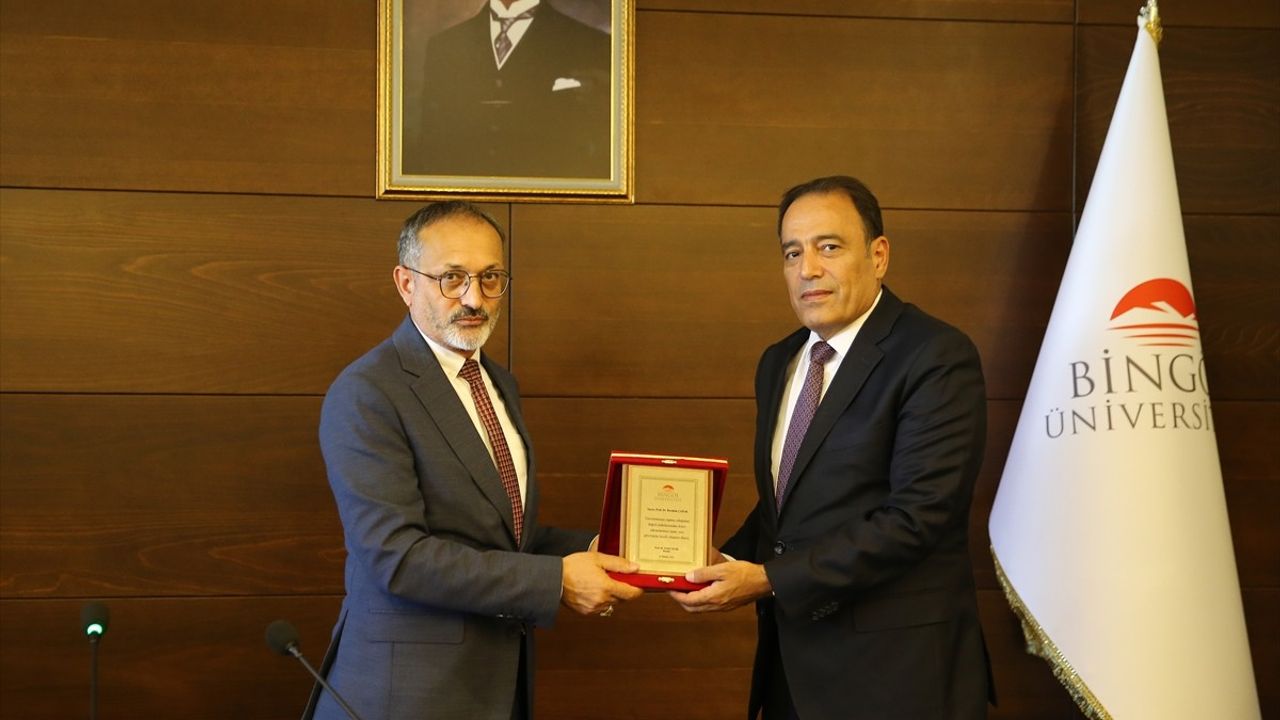 Bingöl Üniversitesi'nde Yeni Dönem: Prof. Dr. Erdal Çelik Rektör Oldu
