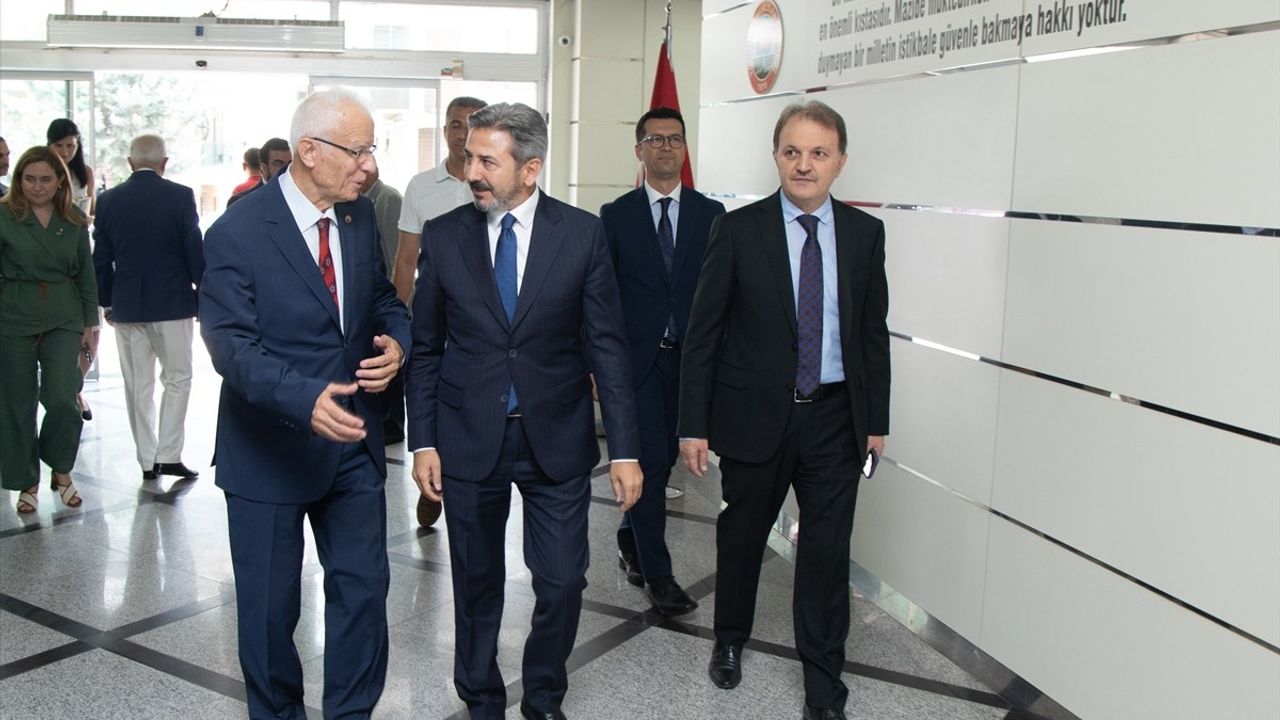 Çalışma ve Sosyal Güvenlik Bakanlığı'ndan Türkiye Emekliler Derneği'ne Ziyaret