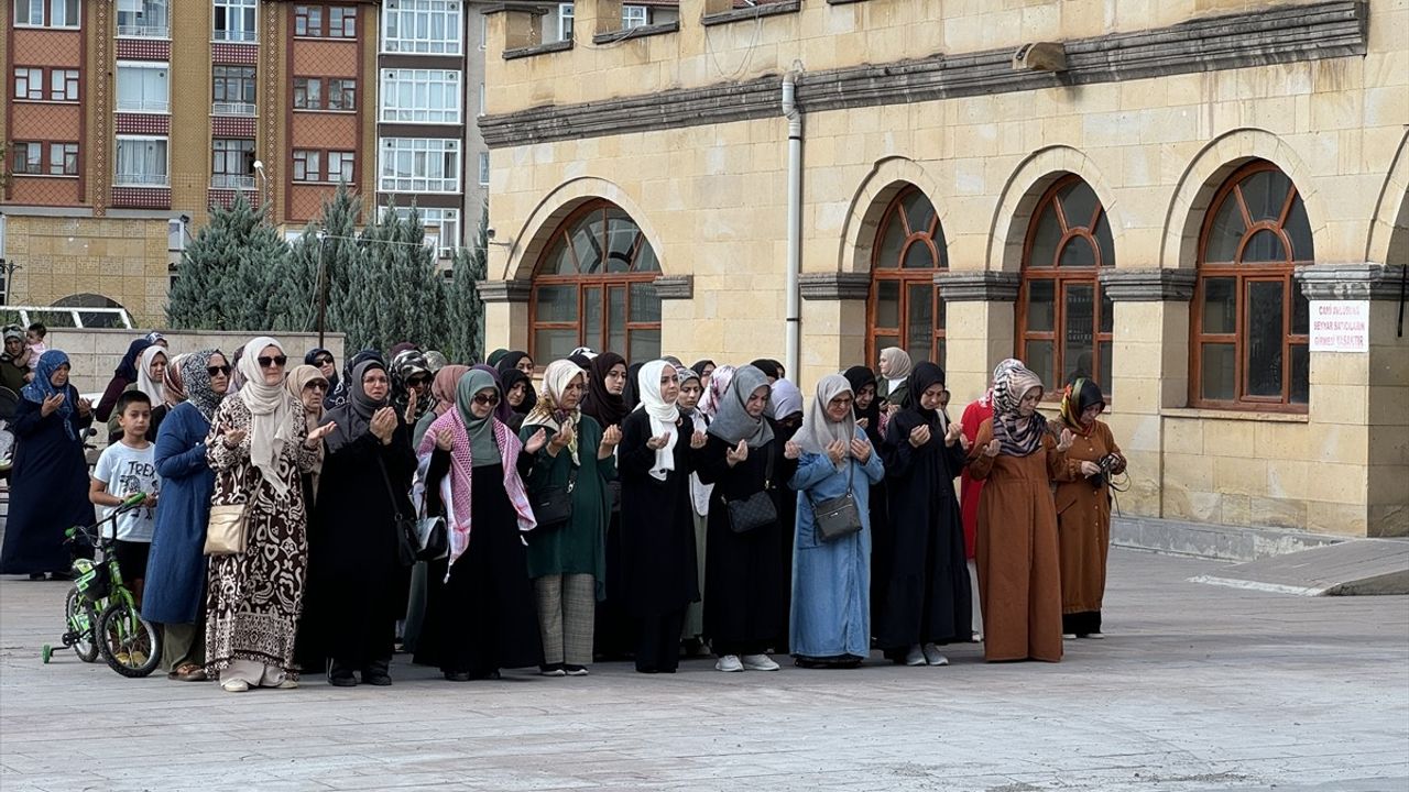 Çankırı ve Amasya'da Suikasta Uğrayan Hamastan İçin Gıyabi Cenaze Namazı