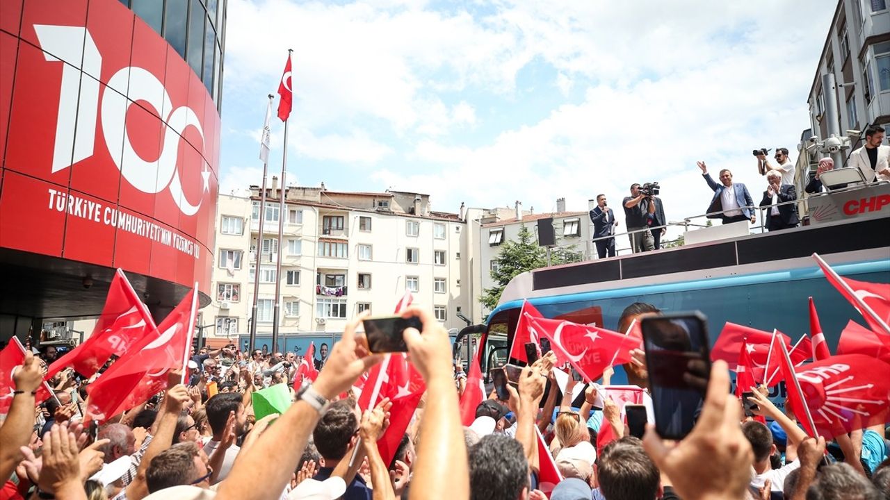 CHP Genel Başkanı Özgür Özel: Cumhuriyet'in İkinci Yüzyılında İktidar Vaatleri