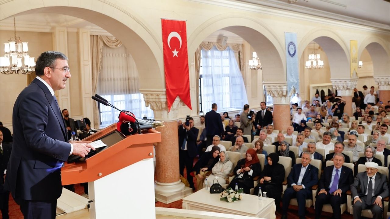 Cumhurbaşkanı Yardımcısı Yılmaz'dan İslam Düşüncesi ve Gazze İle İlgili Önemli Açıklamalar
