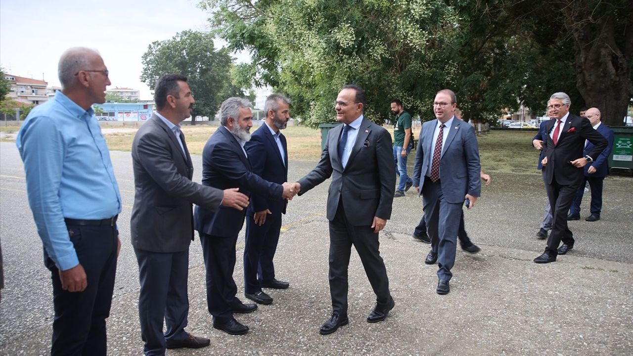 Dışişleri Bakan Yardımcısı Bozay, Gümülcine'de Eğitim ve Anma Törenine Katıldı