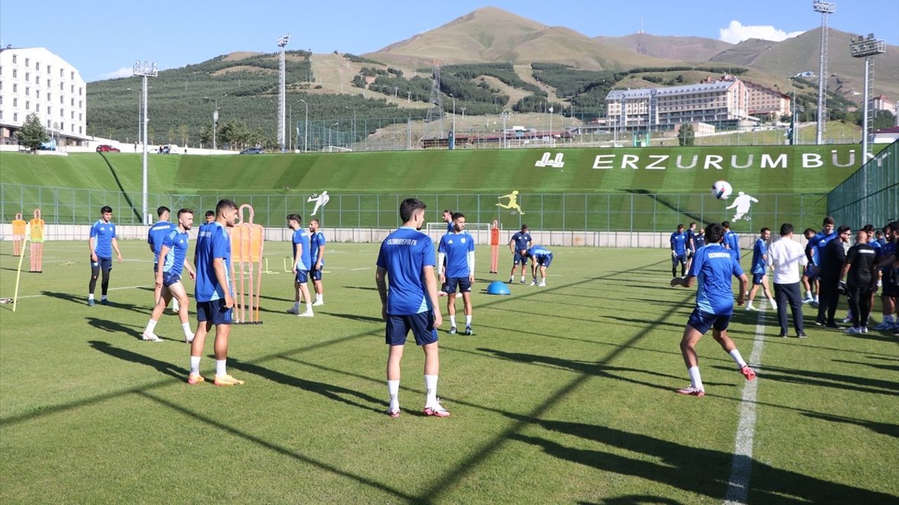 Erzurumspor FK Sezon Hazırlıklarını Sürdürmekte