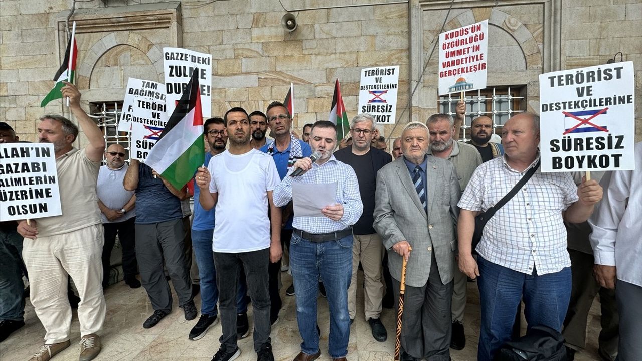 İsrail Başbakanı Netanyahu'nun Konuşması Protesto Edildi