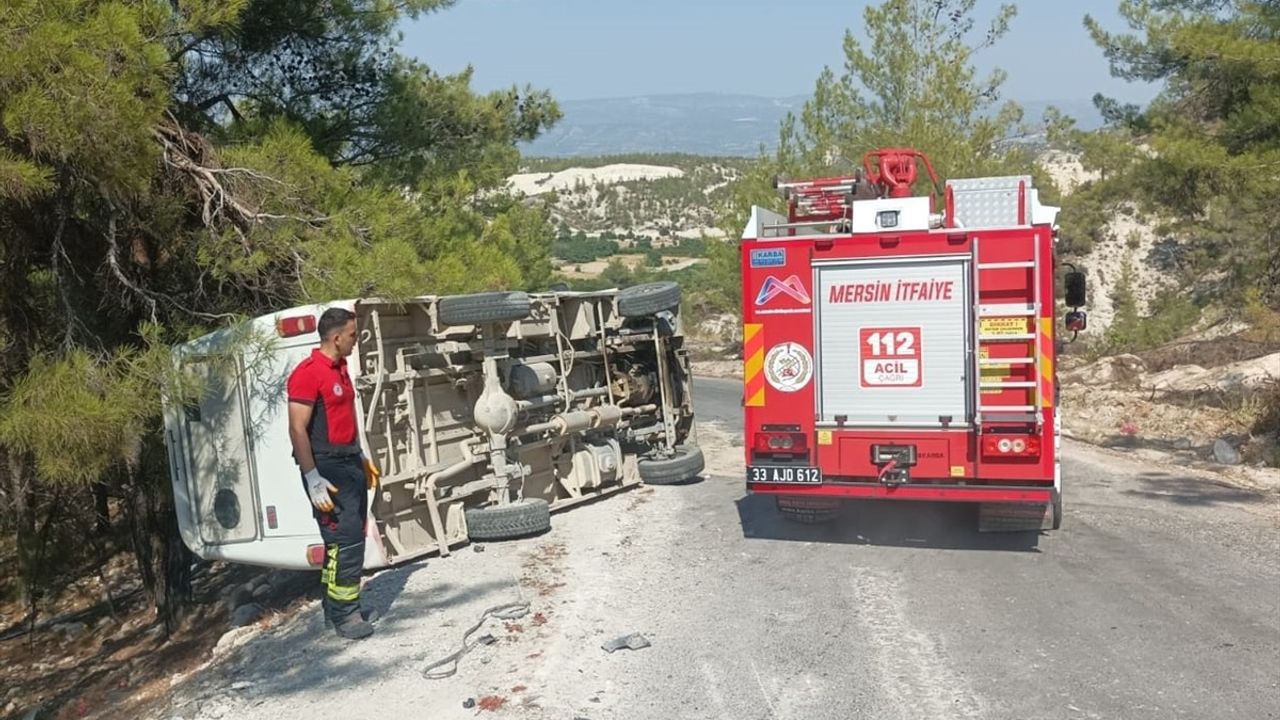 Mersin’de devrilen minibüsteki 7 tarım işçisi yaralandı