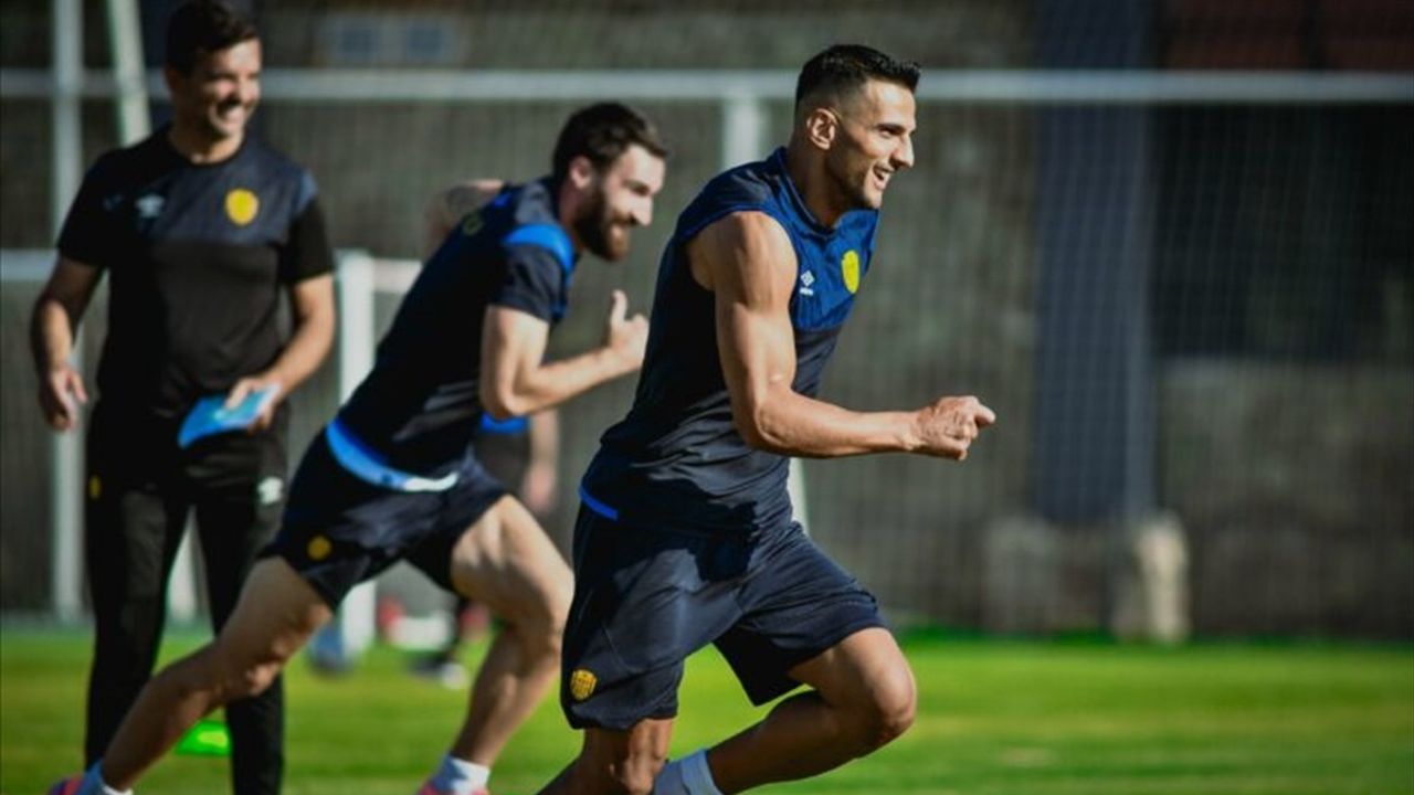 MKE Ankaragücü'nün Kayseri'deki Yeni Sezon Hazırlıkları