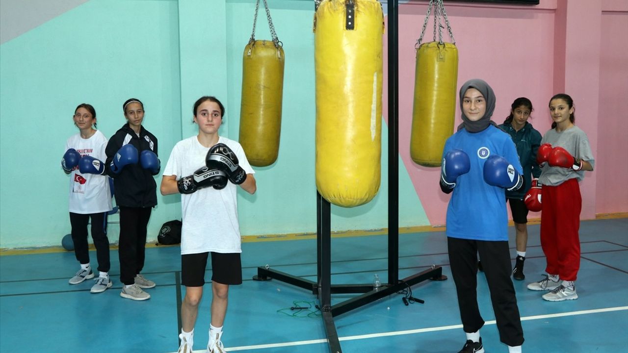 Saliha Ceylin Pehlivan, Avrupa Şampiyonası'nda Altın Madalya için Hazırlanıyor