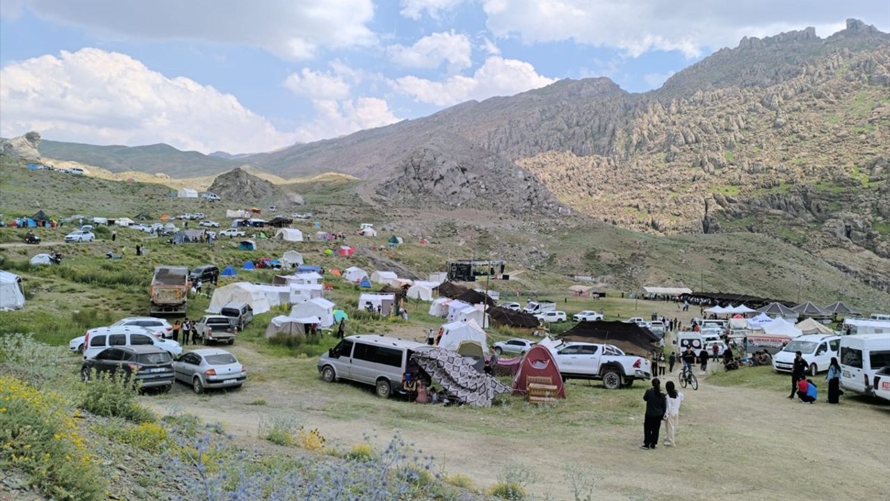 Şırnak'ta "Geleneksel Kuzu Kırpma Kültür ve Yayla Festivali" etkinliklerle sürüyor