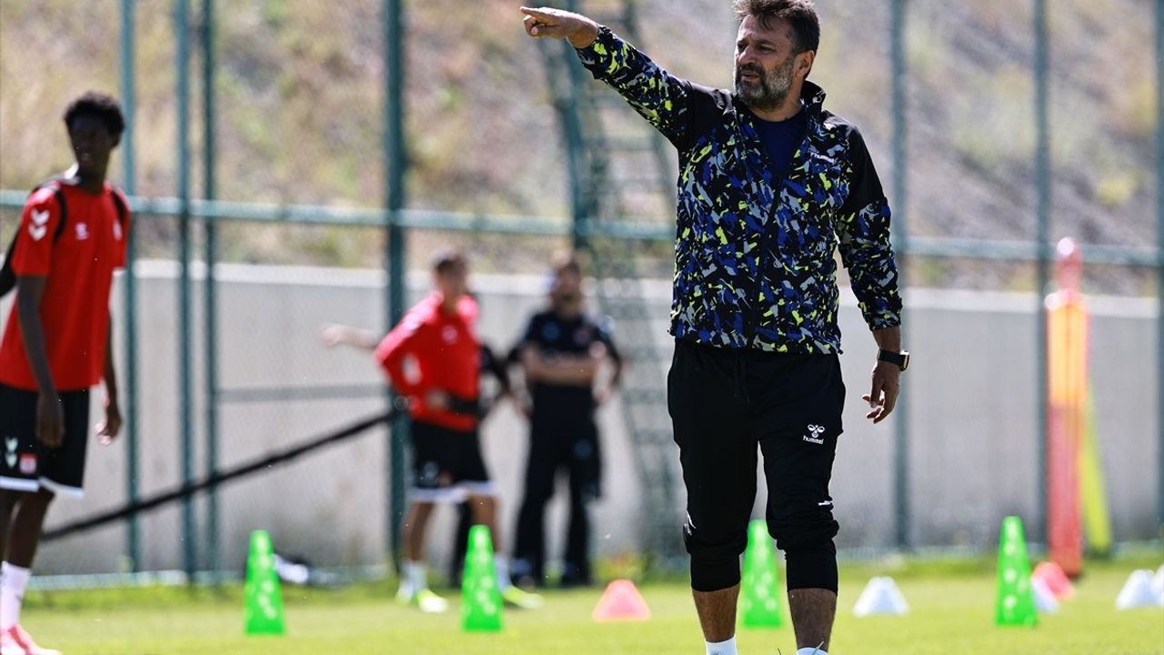 Sivasspor 2024-2025 Sezonu İçin Erzurum'da Hazırlıklarını Sürdürüyor