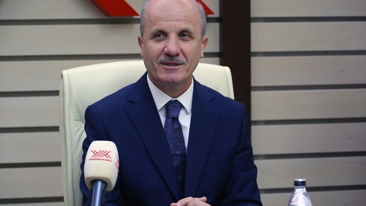 YÖK ve YTB'den Uluslararası Değişim Burs Programı İş Birliği