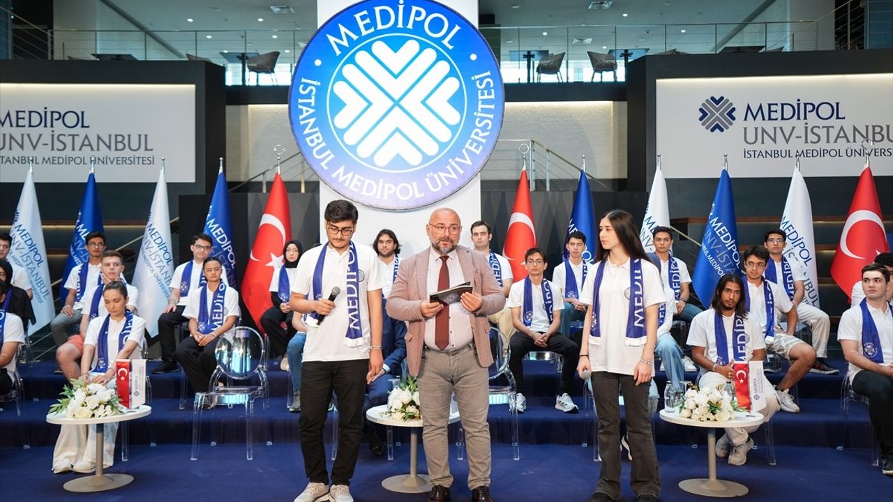 2024 YKS Şampiyonları İstanbul Medipol Üniversitesi'nde