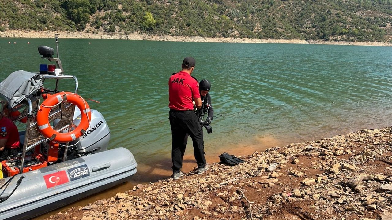 Adana'daki Helikopter Kurtarma Operasyonu Başladı