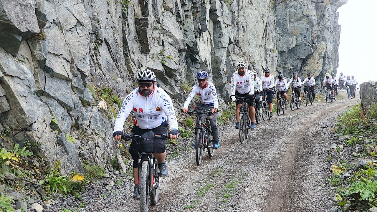 Adrenalin ve Doğa Tutkunları İçin Zorlu Derebaşı Virajları