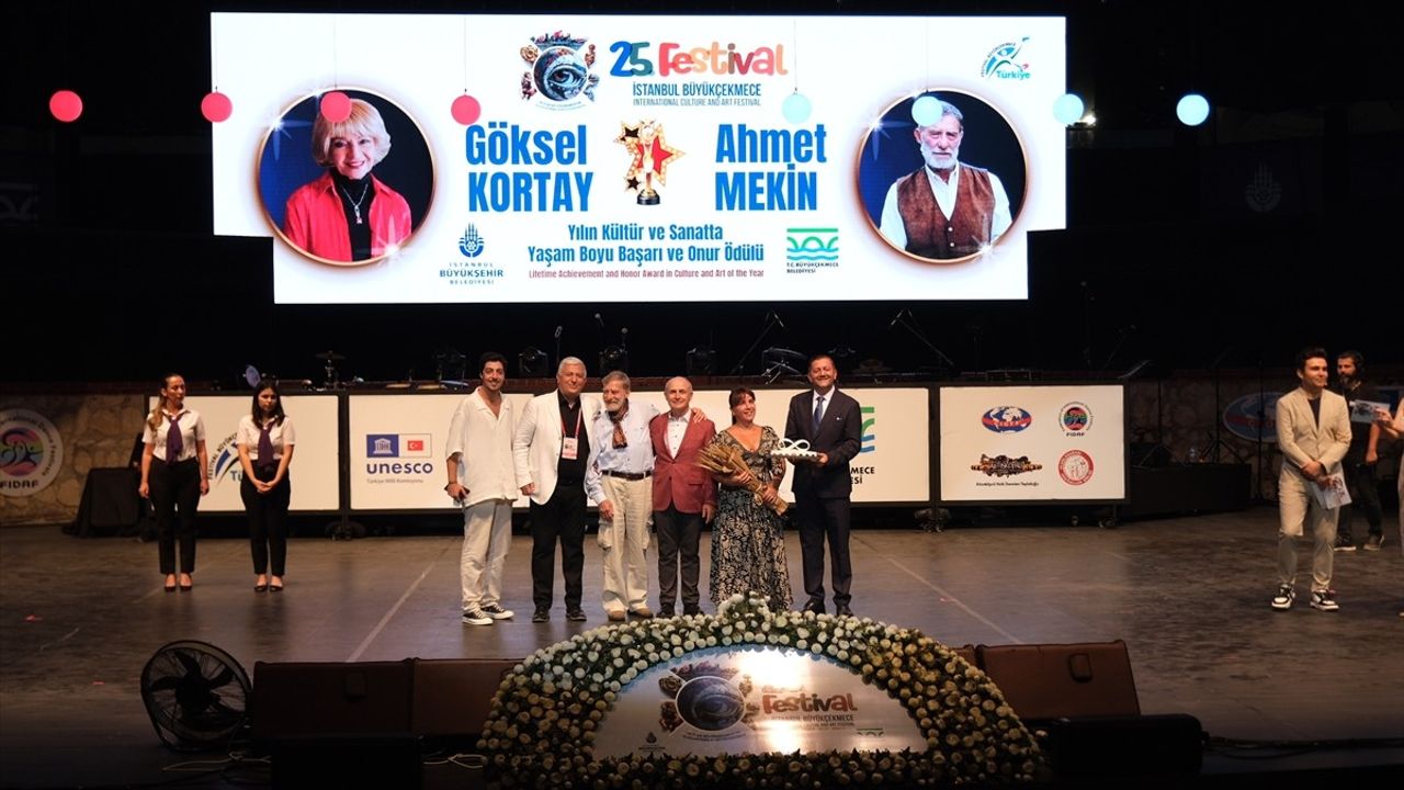 Ahmet Mekin ve Göksel Kortay'a Onur Ödülü