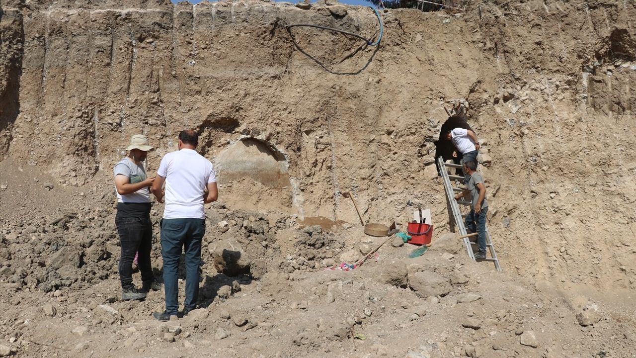 Amasya'da 2000 Yıllık İnsan Kemikleri Keşfedildi