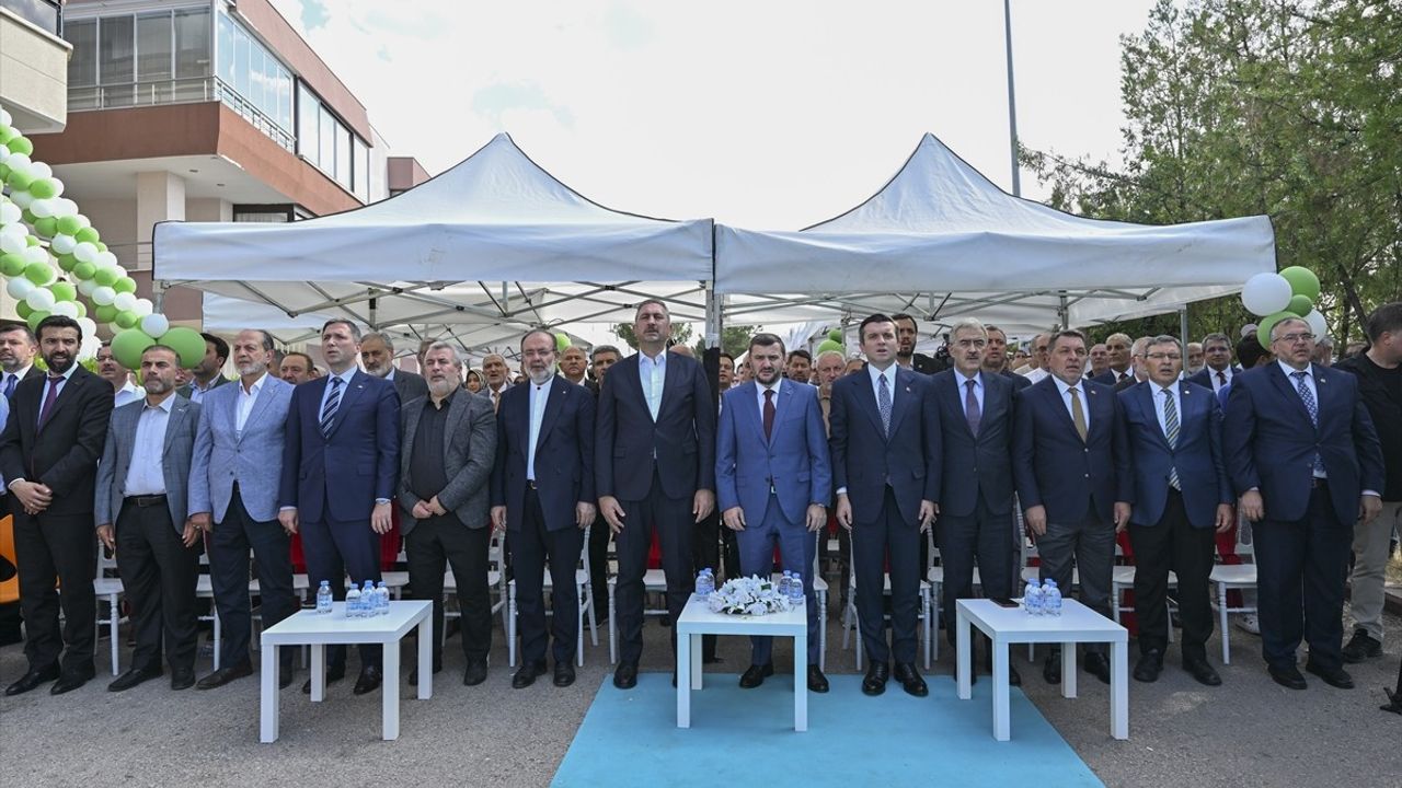 Ankara'da Yeni İslam Toplumu Milli Görüş Şubesi Açıldı