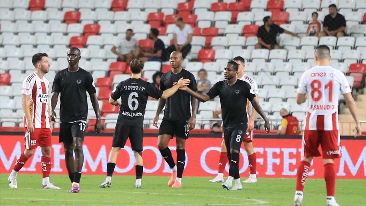 Antalyaspor, Hatayspor'u Geriden Gelerek Yendi