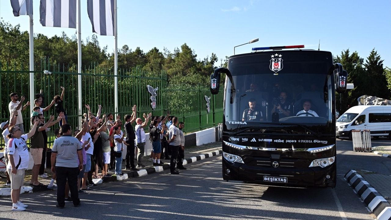 Beşiktaş, Turkcell Süper Kupa Maçı İçin Yola Çıktı