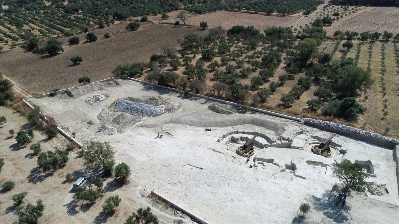 Çanakkale'deki Tarihi Osmanlı Top Mevzileri Ziyarete Açıldı