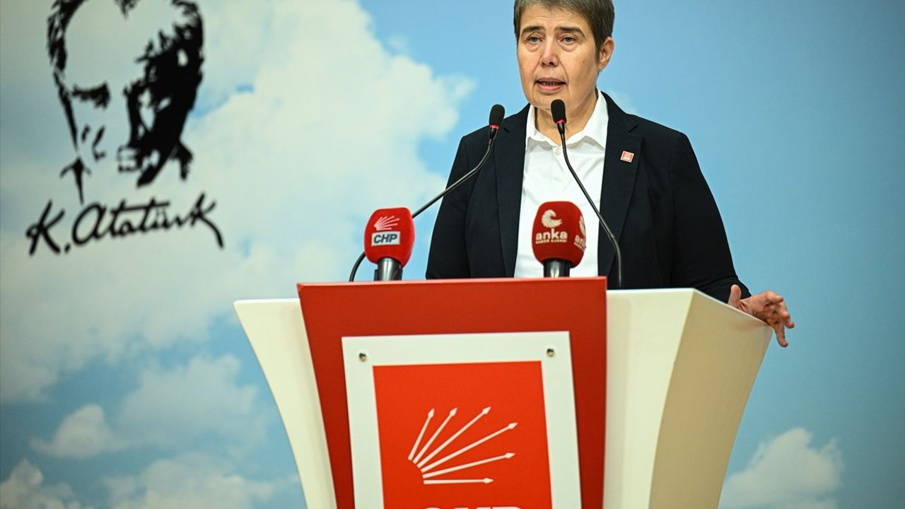 CHP'li Şahbaz'dan Deprem Bölgesindeki Mücbir Sebep Halinin Uzatılması Talebi