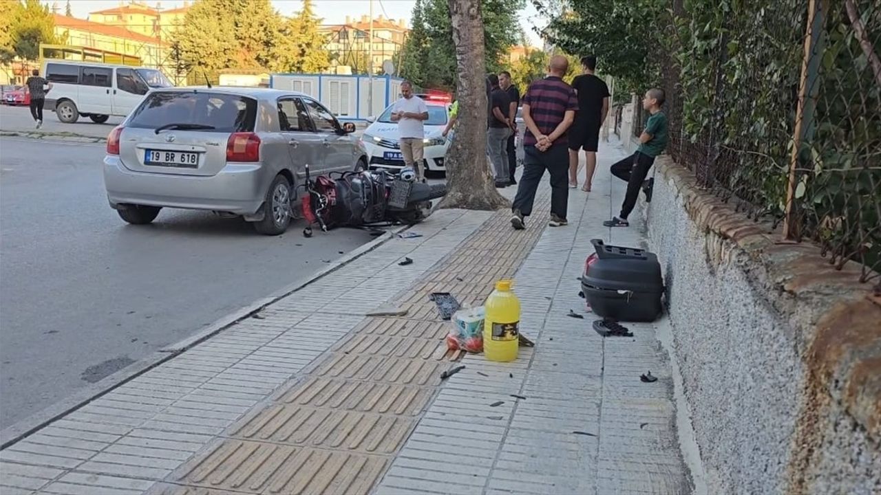 Çorum'da Motosiklet Kazası: Sürücü Yaralandı