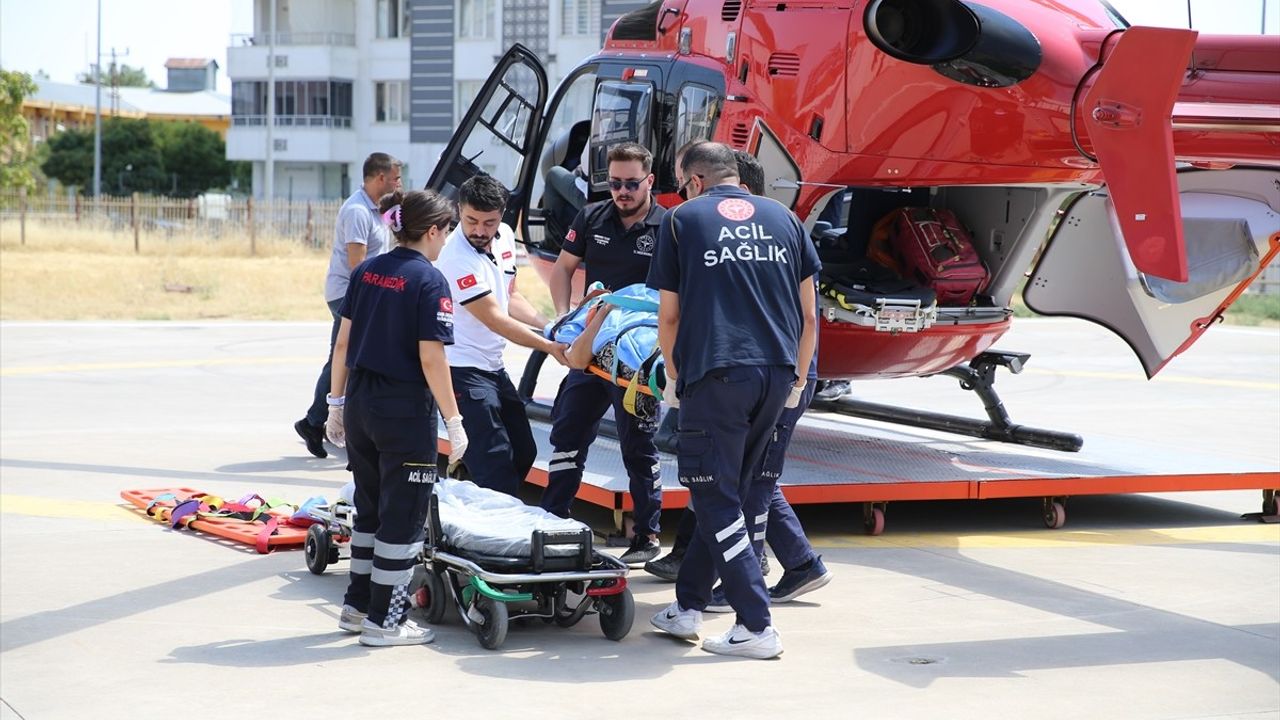 Diyarbakır'da Ambulans Helikopter 79 Yaşındaki İyileşme Umudunu Taşıdı