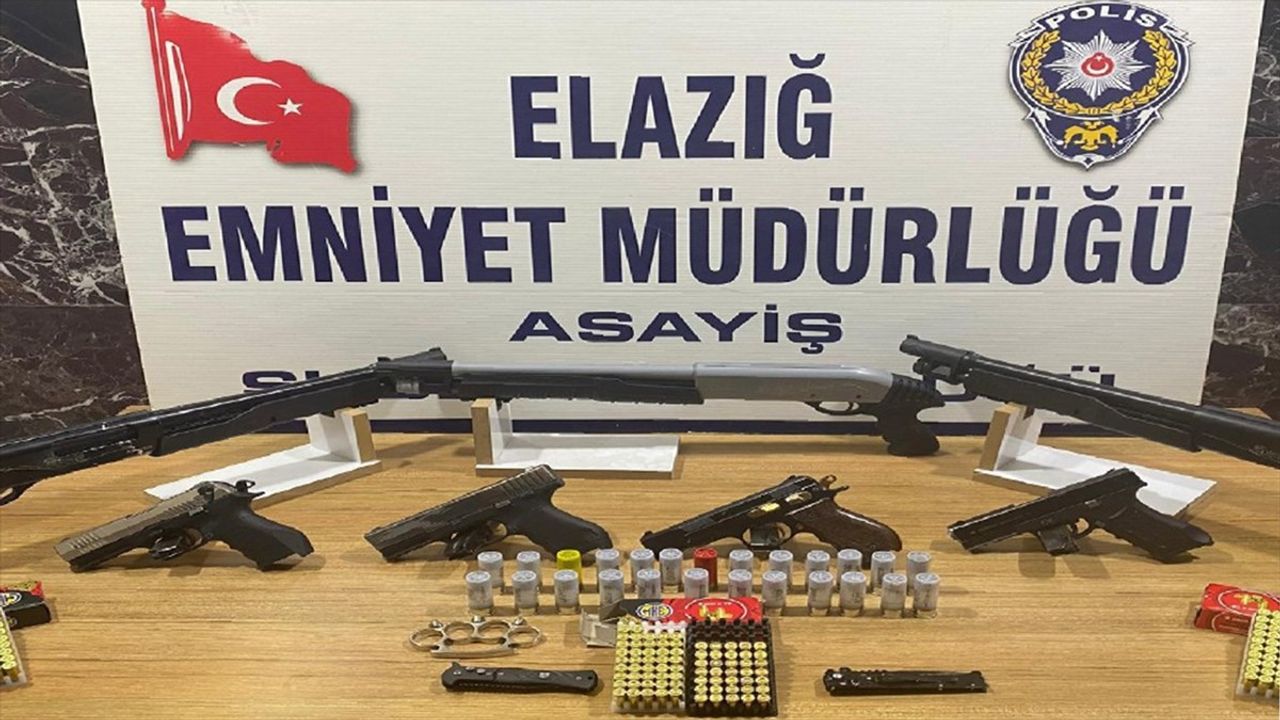 Elazığ'da Ruhsatsız Silah Operasyonu: 10 Gözaltı