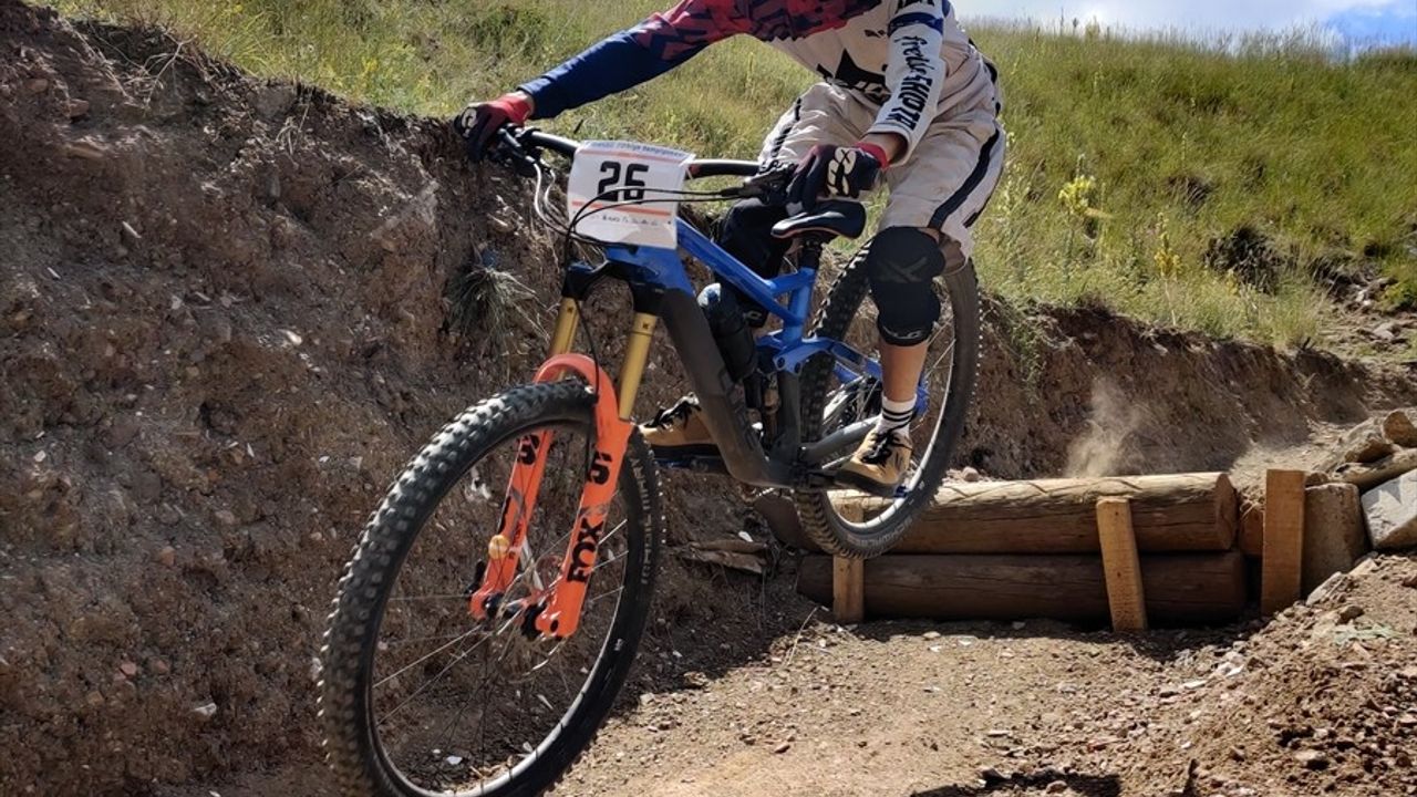 Erzurum Downhill Türkiye Şampiyonası Tamamlandı