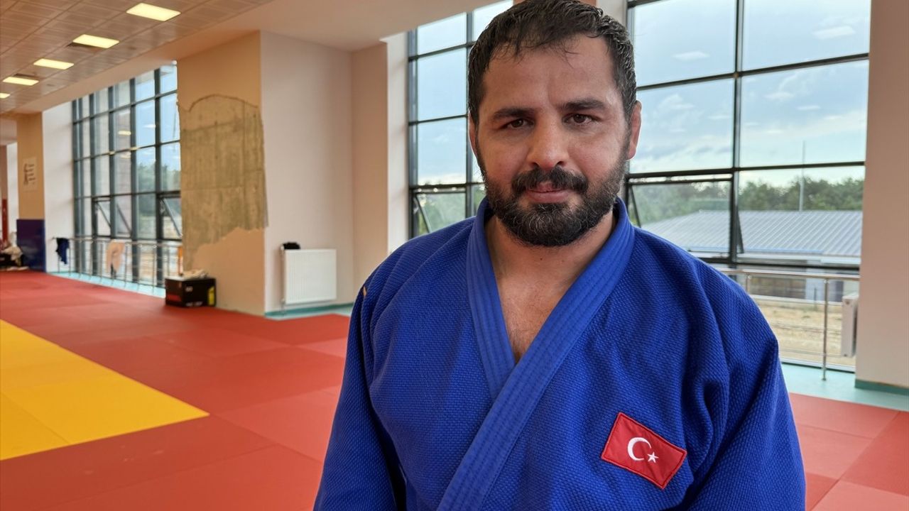 Görme Engelli Judocu İbrahim Bölükbaşı'nın Olimpiyat Hedefi: Altın Madalya