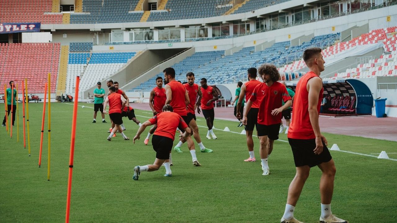 Hatayspor, Galatasaray Maçına Hazırlıklarını Sürdürüyor