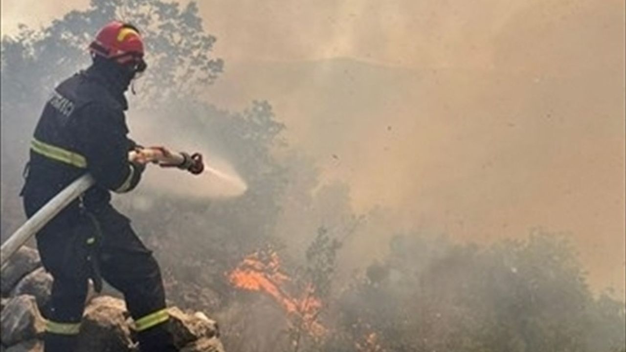 Hırvatistan'daki Orman Yangınlarına Müdahale Devam Ediyor