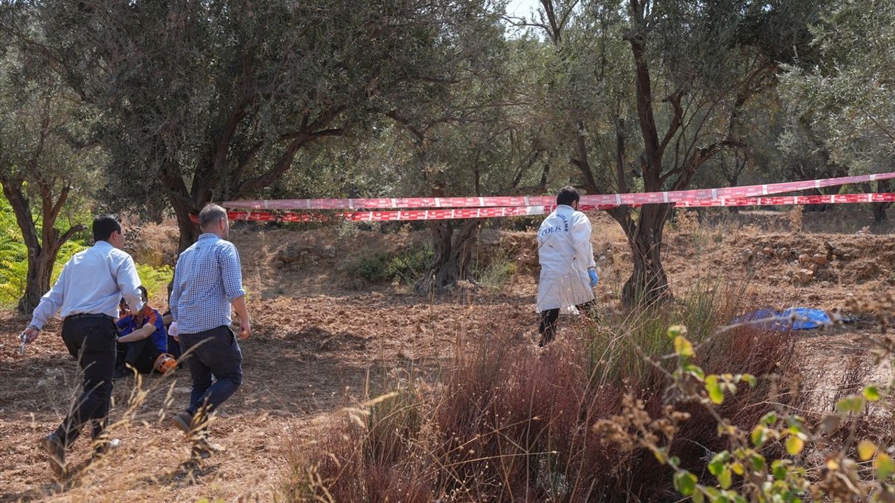 İzmir'de Baba İntihar Girişiminde Bulundu: 4 Çocuğundan 3'ü Hayatını Kaybetti