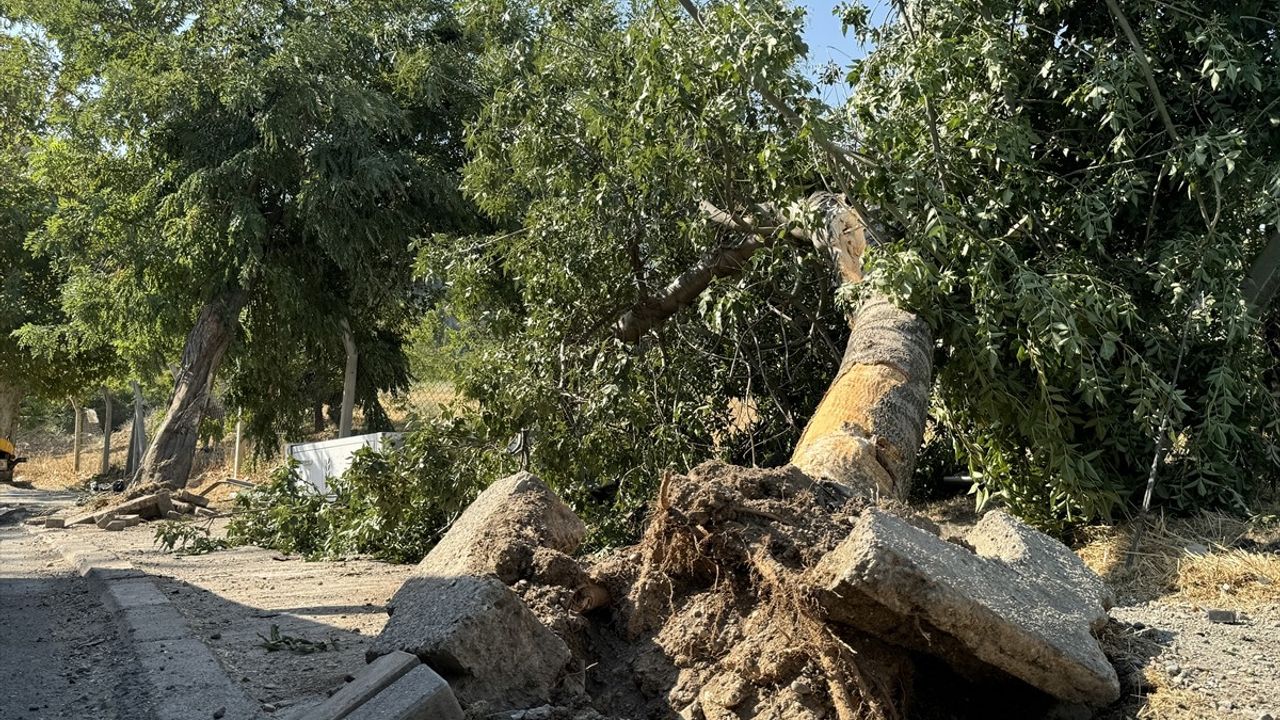 Kahramanmaraş'ta Feci Kaza: 4 Yaralı