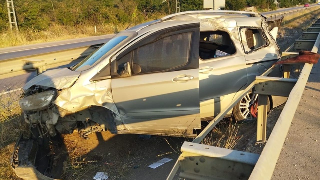 Karabük'te Trafik Kazası: 9 Yaşındaki Çocuk Hayatını Kaybetti