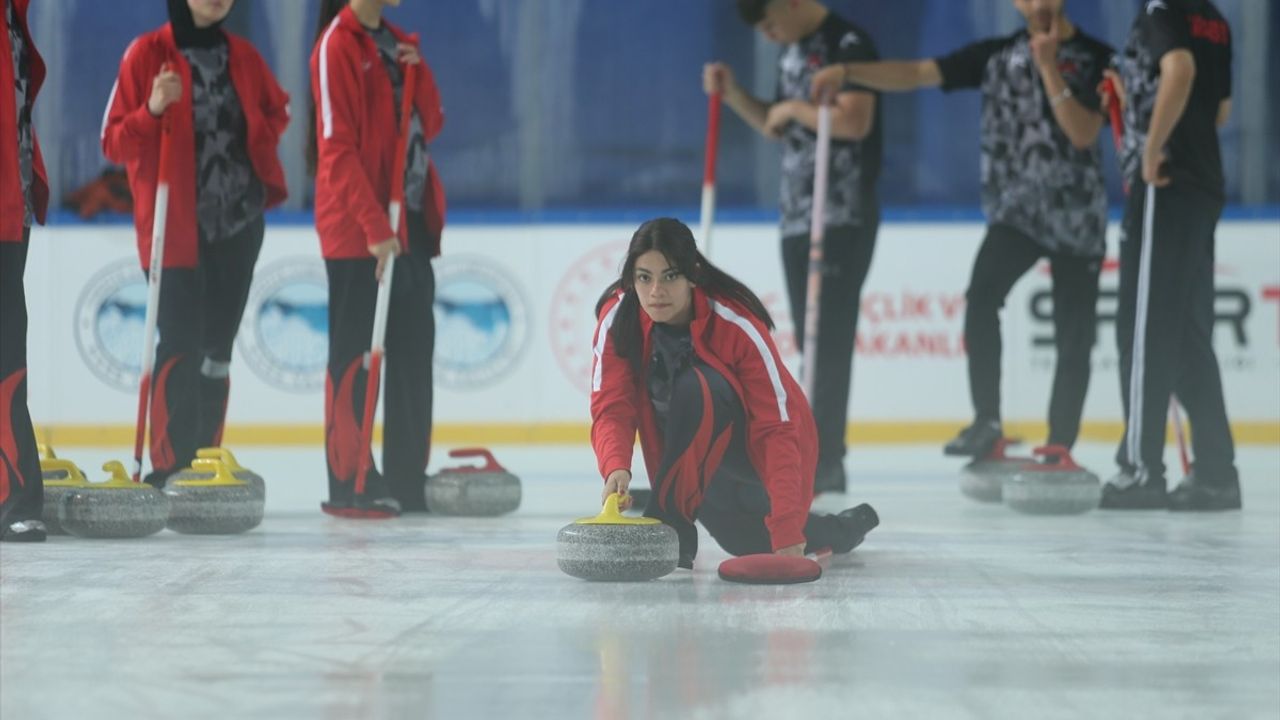 Karslı Kızlar Curlingde Yükselişte