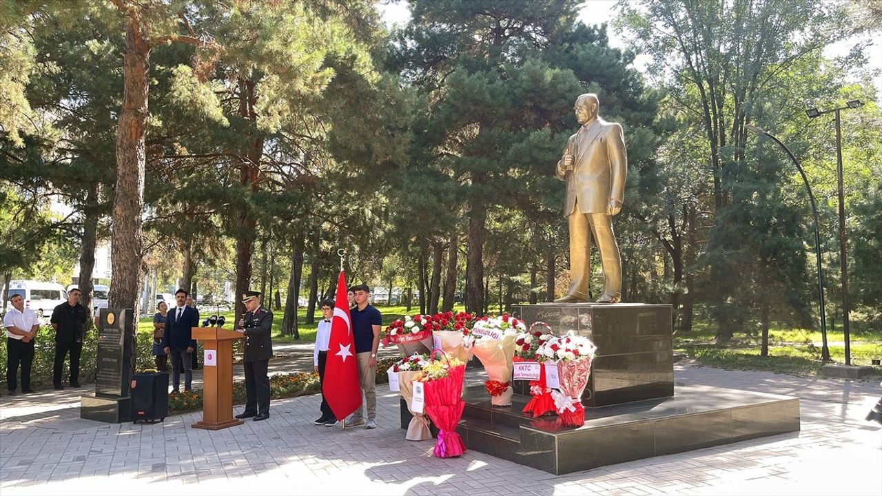 Kırgızistan'da 30 Ağustos Zafer Bayramı Töreni Düzenlendi