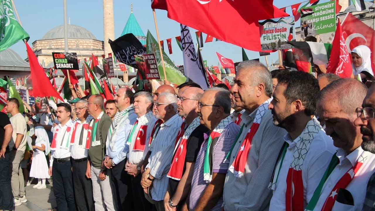 Konya'da Filistin İçin Birlik Protestosu Düzenlendi