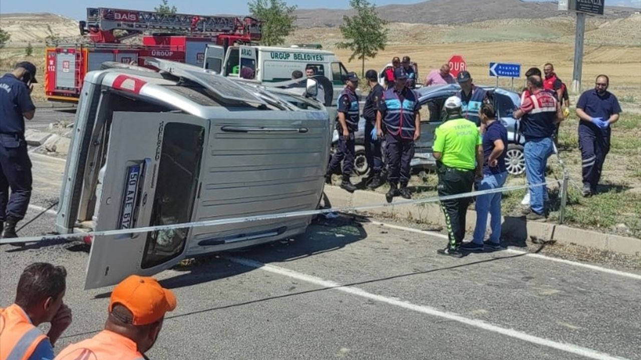 Nevşehir'deki Trafik Kazasında Bir Kişi Hayatını Kaybetti, Dört Yaralı