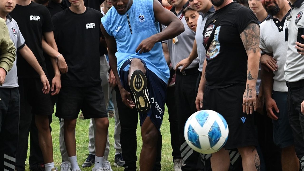 Nijeryalı Yıldız Nwakaeme, Trabzon Futbol Festivali'nde Coşkuyu Paylaştı