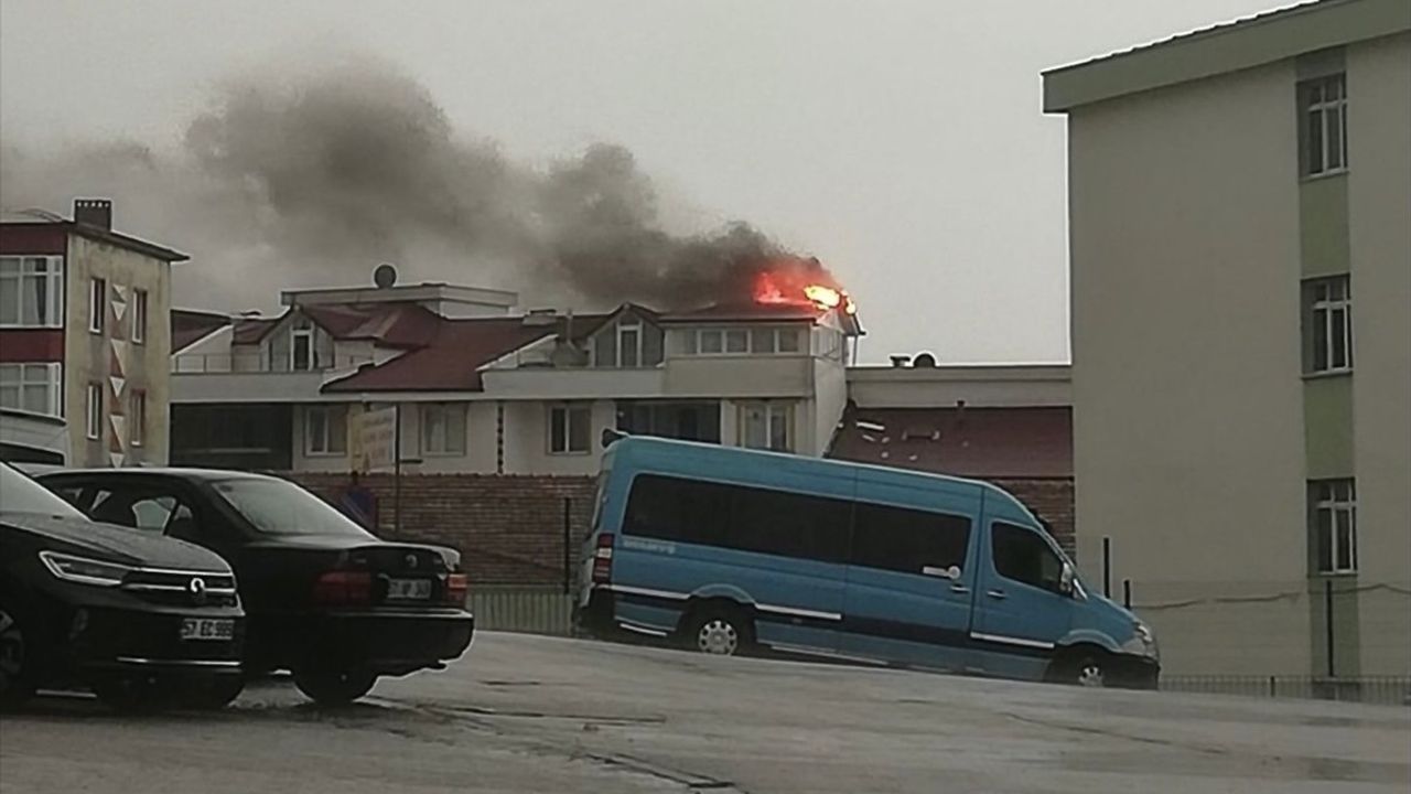 Sinop'ta Şiddetli Hava Koşulları İz Bıraktı