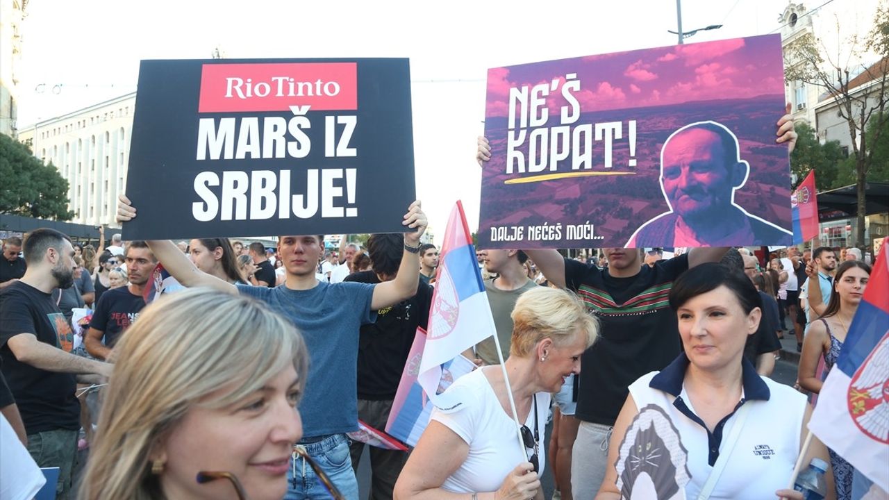 Sırbistan'da Lityum Çıkarma Projesine Yönelik Büyük Protesto