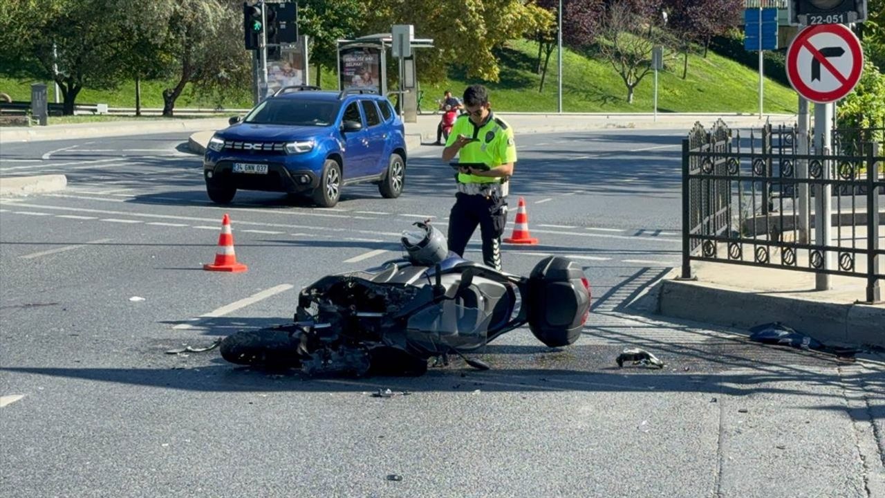 Şişli'de Motosiklet Kazası: Sürücü Yaralı