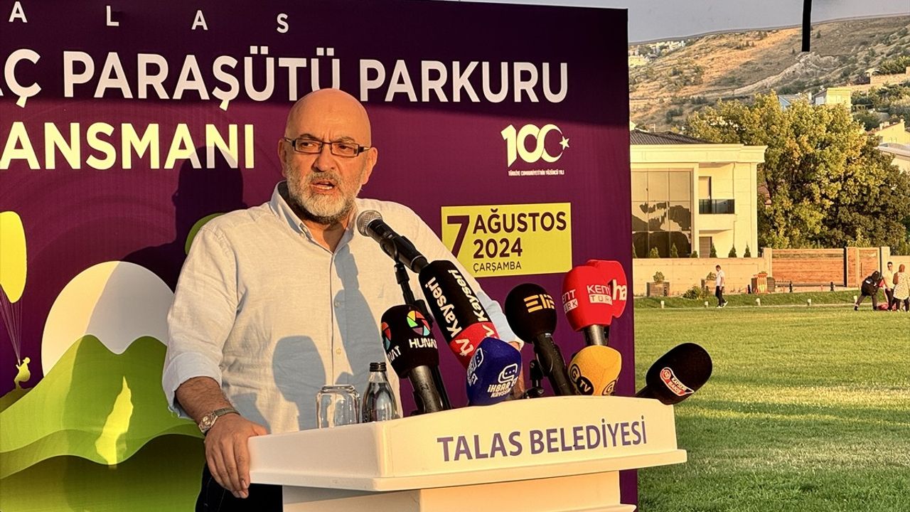 Talas'ta Yamaç Paraşütü Parkuru Resmi Olarak Tanıtıldı