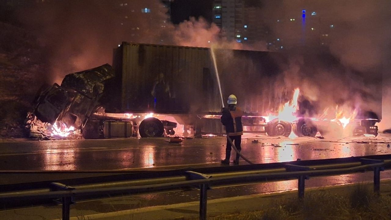 Tarsus'ta Feci Kaza: 1 Ölü, 1 Yaralı