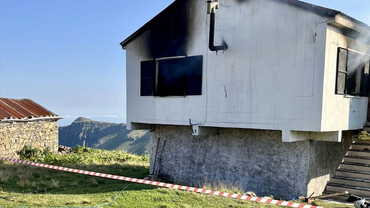 Trabzon'daki Yayla Yangınında Üç Kayıp